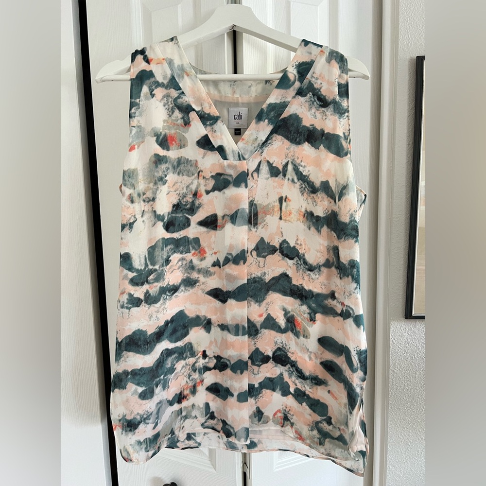 CABI sleeveless blouse, abstract print, size S.